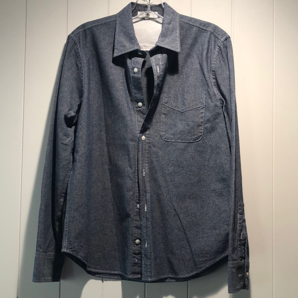 SKU Save Khaki United like new blue Oxford denim look blue S